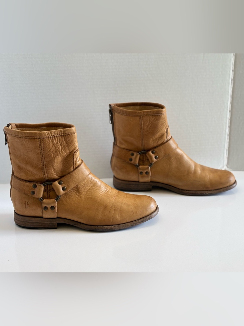 Frye Phillip Harness Short Ankle Boots Zip Moto Women's Size 8.5 B Brown Leather - Picture 16 of 16